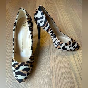 Giuseppe Zanotti Design Pony Fur Leopard Heels
